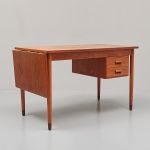 1039 2283 WRITING DESK